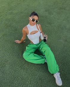 Karol G Concert Outfits Ideas, Date Outfit Men, Karol G Concert Outfits, Concert Outfits Ideas, Romantic Date Outfit, Karol G Concert, Dresses For Festivals, Top 10 Hairstyles, Outfits Coachella