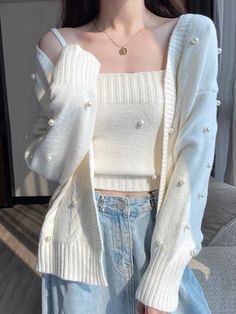 Outfit Inspiration Women, Solid Color Sweater, Rock Outfit, Korean Casual Outfits, Knitting Women Cardigan, Korean Girl Fashion, Mode Inspo, Looks Chic, Korean Outfits