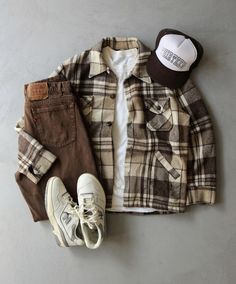 Mens Clothing Styles College, Guy Thanksgiving Outfit, Rustic Outfits Men, Fall Outfits For Men Autumn, Men Patagonia Outfit, Teenage Fashion Outfits Men, Men’s Fall 2023, Gronala Aesthetic Men, Mens Indie Style