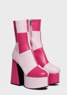 Pink Alternative Fashion, Combat Boots Platform, Twilight Outfits, Boogie Shoes, Trendy Womens Shoes, Catty Noir, Boots Platform, Fancy Shoes, Shoes Shop