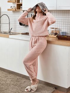 Night Suit For Winter, Winter Night Suit, Casual Home Outfits, Classy Loungewear, Night Suit For Women, Winter Sleepwear, Sleepwear For Women, Night Gowns, Sleepwear Fashion