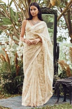 Reception Saree, Indian Outfits Lehenga, Anita Dongre, Indian Bridal Dress, Stylish Sarees, Indian Wedding Outfits, Indian Designer Outfits, Indian Traditional, Shalwar Kameez