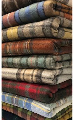 Patchwork, Vintage Wool Blanket, Blankets And Pillows, Ladies Handkerchiefs, Tartan Blanket, Vintage Blanket, Therapy Room, Beautiful Blankets, Throw Blankets