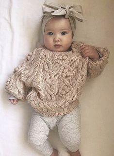 Newborn Winter, Baby Girl Clothes Winter, Winter Baby Clothes, Winter Outfits For Girls, Neutral Baby Clothes, Pullover Outfit