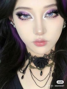 Purple Cosplay Makeup, Shinobu Inspired Makeup, Cheshire Cat Eye Makeup, Shinobu Eye Makeup, Asian Rave Makeup, Purple Homecoming Makeup Looks, Makeup With Purple Outfit, Purple Makeup Goth, Purple Eye Makeup Douyin