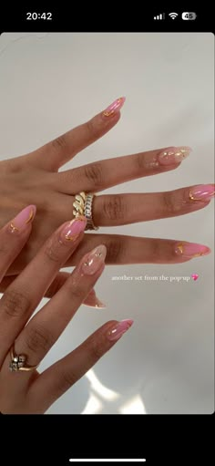 Milky Pink Nails, Purple Nail Looks, Elegant Almond Nails, Trendy Almond Nails, Paznokcie Hello Kitty, Kutek Disney, Milky Pink, Almond Acrylic, Colourful Nails