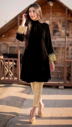 Black Velvet Dress Designs Pakistani, Black Velvet Suit Design, Pakistani Velvet Suits Party Wear, Velvet Kurtis Design, Plain Velvet Suit Design, Velvet Frock Design, Black Velvet Dress Outfit, Velvet Kurti Design, Velvet Frock