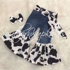 These Are All Brand New Jeans With Cow Print Flares, Super Cute, Super Trendy, All Sizes Available. They Are Blue Jeans (Fade May Vary) With Black And White Cow Print Flares. Will Also Include A Little Strip Of The Cow Print Fabric (Shown As Belt) - It Is Just A Strip Of The Fabric, Not Sewn Or Turned, Just Raw Pinked Edge. Farm Parties, Ruffle Jeans, Western Baby Clothes, Country Baby Girl, Girls Western Wear, Black And White Cow Print, Baby Clothes Country, White Cow Print, Black And White Cow