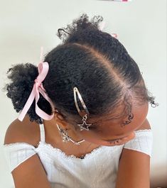 Bow In Natural Hair, How To Hot Comb Natural Hair, 4c Hair Ribbon, Coquette Hair Black Women, Coquette Afro Hairstyles, Bows In Natural Hair, Hair Bows Black Women, Coquette 4c Hairstyles, Proctetive Hairstyle Natural Hair