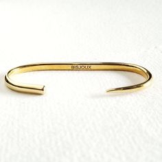 Solid Brass Cuff,  Palmlet palm cuff  Fully adjustable  Matching armlet, cuff and ring also available  Solid Brass logo engraved and arrives in logo linen drawstring protective pouch. Palm Cuff, Walk The Line, Open Cuff Bracelet, Brass Cuff, In Logo, Jewelry Manufacturers, Simple Elegance, The Line, Cuff Bracelet