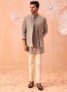 Grey Nehru Open Jacket Kurta Set Contrast by Parth - Fabilicious Fashion Men's Indian Wear, Mens Nehru Jacket With Kurta, Short Indo Western For Men, Mens Kurta Jacket Designs, Traditional Wedding Wear For Men, Nehru Kurta For Men, Jacket Style Kurta For Men, Kurta Jacket Set For Men, Mens Nehru Jacket Style