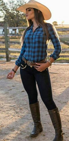 Cute Rodeo Outfits For Women, Cute Rodeo Outfits, Country Girl Outfits, Cowboy Outfits For Women, Country Fall Outfits, Farm Clothes