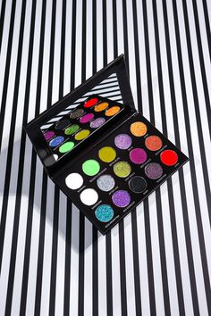 Magnetic Palette, Strange And Unusual, Pre Order, Magnets, Sparkle