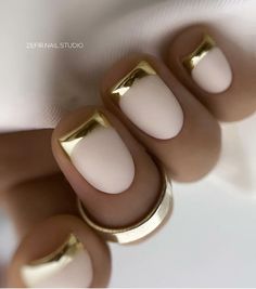 Gold Chrome Nails, Gold Chrome, New Year's Nails, Hot Nails, Chic Nails, Chrome Nails, Nail Polishes, Gold Nails