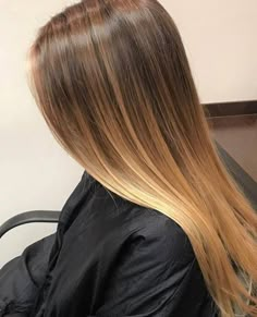 Balayage On Dark Brown Hair, Hair Golden Blonde, Golden Blonde Balayage, Balayage Hair Ash, Natural Balayage, Balayage Straight, Balayage Blond