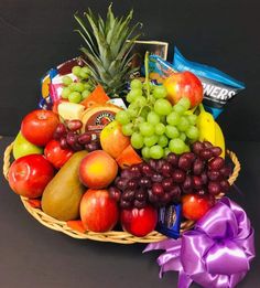 Deluxe Fruit - Gift Baskets By Design SB, Inc. Fruits Board, Types Of Grapes, Chipotle Rice, Thanksgiving Baskets, Serving Ideas, Fruit Basket Gift, Seasonal Fruits, Gourmet Cheese, Light Salad