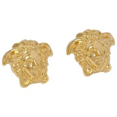 Medusa Versace, Pretty Ear Piercings, Versace Gold, Versace Jewelry, Gianni Versace, Ear Piercings, Versace, Lion Sculpture, Natural Hair Styles