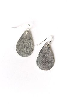 A simple teardrop design that is perfect for everyday wear. Silver Plated Brass (nickel and lead-safe) 1.25", with sterling silver plated ear wires We hand select our natural materials, thus there may be slight variations in color and/or size that will not detract from the overall aesthetic Our unique handcrafted designer jewelry for women is made in America, each design created individually in our personal design studio in Floyd VA USA Nickel-free Teardrop Earrings For Everyday Wear, Everyday Teardrop Nickel Free Earrings, Nickel Free Teardrop Pendant Earrings, Everyday Teardrop Earrings With Ear Wire, Handmade Minimalist Teardrop Earrings For Everyday, Everyday Adjustable Teardrop Earrings, Everyday Silver Pear-shaped Jewelry, Silver Teardrop Dangle Earrings For Everyday, Everyday Teardrop Hoop Earrings