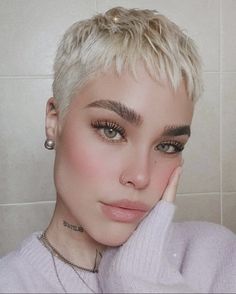 Faded Pixie Haircut Women, Women Buzzed Hair, Slick Pixie Cut, Really Short Pixie Haircut, Short Buzzed Hair Woman, Pixie For Straight Hair, Boycut For Women, Really Short Hairstyle Women, Micro Pixie