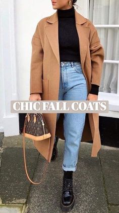 Fall is finally here, and we have rounded up this seasons must have jackets. From faux leather jackets, puffer coats and trenches we have you covered with the chicest coats for fall 2021. Fall jackets for women 2021, fall outfits 2021, cute fall outfits, Autumn outfits, fall jackets outfits. #fallfashion #autumnstyle #falljackets Tas Louis Vuitton, Trendy Outfits Winter, Winter Chic, Women Overcoat, Winter Trends, Coat Outfits