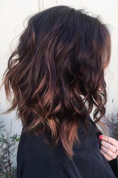 Short Highlights, Brunette Lob, Medium Bob Hairstyles, Brown Balayage, Shoulder Length Hair Cuts, Long Bob Hairstyles, Balayage Brunette, Trending Hairstyles, Medium Hair Cuts