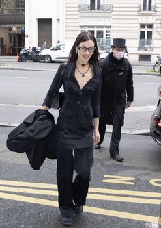 Bella Hadid Model, Siren Style, Victoria Secret Model, Model Off Duty, All Black Outfit, Model Fashion