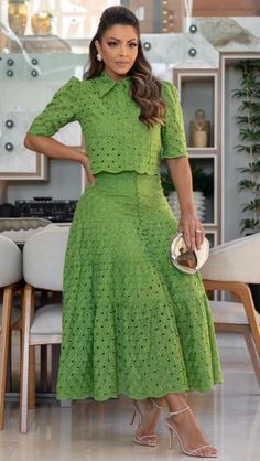 Lace Dress Classy, Fashion Design Dress, Designer Dresses Casual, Boutique Dress Designs, Classy Dress Outfits, Party Wear Indian Dresses, Stylish Dresses For Girls, Elegant Dresses For Women