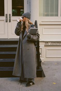 Wool Blend Trenchcoat Grey | NA-KD Outfit Fall 2024, Double Breasted Coat Outfit, Long Grey Coat Outfit, Long Wool Coat Outfit, Grey Winter Outfit, Grey Outfit Fall, Long Trench Coat Outfit, Europe Wardrobe, Berlin Life