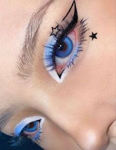 Teknik Makeup, Festival Make Up, Anime Eye Makeup, Mekap Mata, Cute Eye Makeup, Doll Eye Makeup, Graphic Makeup, Pinterest Makeup, Makijaż Smokey Eye