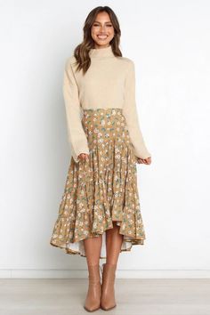 Midi Skirts, Feminine Outfit, 가을 패션, Mode Vintage, Asymmetrical Hem, High Low Hem, Modest Outfits, Skirt Outfits