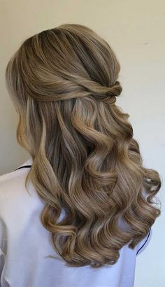 Bridesmaid Hair Inspo, Rustic Wedding Theme, Wedding Hair Half, Bridesmaid Hair Makeup, Half Up Half Down Hairstyles, Long Hair Wedding Styles, Prom Hairstyles For Long Hair, Wedding Hair Inspiration, Wedding Hair Down