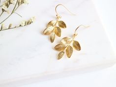 Beautiful highly detailed gold branch earrings.-Total length measures  3.5 cm-Soft rubber stoppers are included with purchase.-Ear Wires: gold plated over brass, high quality plated. anti-tarnish.------------------- xx --------------------Your earrings will arrive in an organza bag ready for giving or little treat for yourself.-All items ship registered  mail with tracking number from Thailand.-Signature of recipient is required upon delivery.I will ship your package to the address provided on y Branch With Leaves, Goddess Earrings, Gold Branches, Leaves Earrings, Branch Earrings, Grecian Goddess, Crown Earrings, Prom Earrings, Gold Leaf Earrings