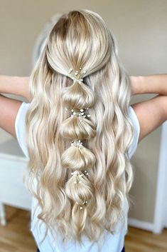 Hairstyle Hoco, Rustic Wedding Hairstyles, Hair Hoco, Updo Hairstyle, Prom Hairstyles For Long Hair, Homecoming Hair, Wedding Hair Inspiration, Hair Stylies, Prom Hairstyles