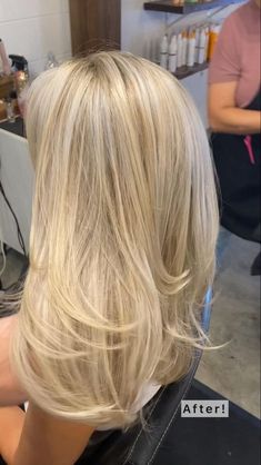 California Blonde Hair Sun Kissed, Bright Blonde Highlights, Round Layers, Blonde Hair Goals, Hair Styels