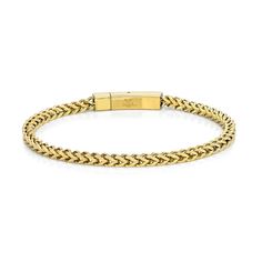 Build your collection of style essentials with this simple and classic men's foxtail chain bracelet in yellow ion-plated stainless steel. Fashioned in solid stainless steel with yellow ion plate This 4.0mm-wide foxtail chain adds chic texture and shine to any look. Great simply worn alone or layered with your other favorite bracelet styles The 9.0-inch bracelet secures with a bayonet clasp. Gold Mens Bracelet, Men’s Gold Bracelet, Gold Bracelets For Men, Luxury Everyday Men's Gold Bracelet, Men’s Jewelry, Luxury Men's Gold Chain Bracelets, Mens Golden Bracelet, Gold-tone Stainless Steel Chain Bracelet, Mens Bracelet Gold Jewelry