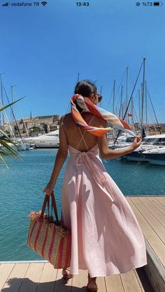 French Riviera Style Outfits, French Riviera Outfits, Maldives Outfit Ideas, French Riviera Fashion, Maldives Outfit, Marbella Outfits, Europe Outfits Summer, Riviera Fashion, Riviera Chic