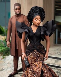 Couple Outfits For Wedding, Brown Couple, Veekee James, Outfits For Wedding, Couples African Outfits, Ankara Dress Designs, Prom Dinner, Nigerian Lace Styles, Couple Matching Outfits