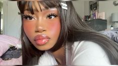 Cat Pretty Face Makeup, Baby Doll Makeup Black Women, Aegyo Sal Black Women, Pink Makeup Black Women, Makeup Looks For Brown Skin, Blush Black Women, Babydoll Makeup Look, Pink Aesthetic Black Women, Pretty Makeup Looks Natural