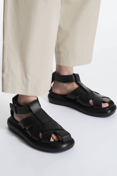 Fisherman Sandals Outfit, Cos Shoes, Ankle Straps, Women's Sandals