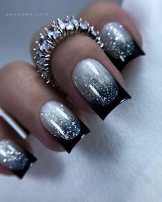 White Black Glitter Nails, Black Nails With Sparkle Tips, Sparkly Black Nail Designs, Jelly Roll Concert Nail Ideas, Black And Silver Wedding Nails, New Nail Designs 2024, Silver Manicure Ideas, Glittery Nail Ideas, Black And Silver Nails Ideas