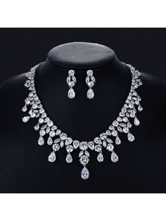 1set Of 3 Luxurious Jewelry Style Square Cubic Zirconia Wedding Party Necklace And Earrings Set, Ideal For Bridal, Dress, Formal Wear, Wedding Party, Birthday, Gift, Festival, Etc. Blue,Green,Multicolor,Red,Silver    Copper     Women Fashion Jewelry, size features are:Bust: ,Length: ,Sleeve Length: Luxurious Jewelry, Formal Wear Dresses, Party Necklace, Classic Earrings, Women's Jewelry Sets, Necklace And Earrings Set, Jewelry Style, Watches Women Fashion, Dress Formal