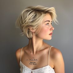 45 Haircuts and Hairstyles for Oval Faces Pixie Haircut With Cowlick, Womens Short Hair With Bangs, Side Swept Pixie Haircut, Short Hairstyle Women Edgy, Short Bob Side Bangs, Short Hairstyle Women Side Part, Pixie Side Part, Short Hair Women Round Face, Pixie With Side Swept Bangs