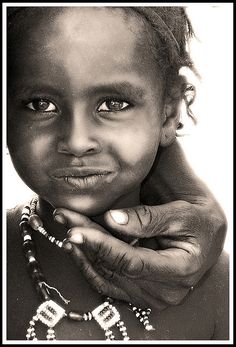 Africa | Afar kid with the hand of his proud father, Danakil desert, Ethiopia by Eric Lafforgue. Wow Photo, Girl Hand