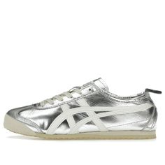 The Onitsuka Tiger Mexico 66 'Silver' is the perfect blend of retro and modern style. Featuring classic running shoe design elements, this model has a unique vintage 60's look that will add a timeless touch to your casual wardrobe. Crafted with premium materials, it ensures comfort and long-lasting wear. Show off your classic style with the MEXICO 66® heritage shoe! Tiger Shoes, 60s Look, Running Shoes Design, Tiger Mexico 66, Onitsuka Tiger Mexico 66, Dr Shoes, Mexico 66, Off White Mens, Asics Sneakers