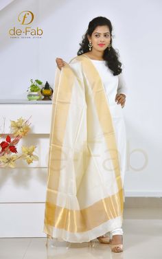 Plain Churidar Designs, Kerala Attire, Onam Outfits Ideas, Churidar Dress, Off White Anarkali, Kerala Dress, Onam Dress, Onam Outfits