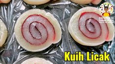 some kind of food that is on top of tin foil with the words kuh liak in it