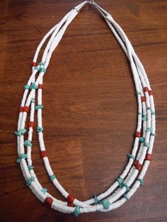 Santo Domingo Heishe Necklace, White Clam Shell Turquoise Apple Coral 4 Strand Santo Domingo, Native American Beadwork, Seed Bead Jewelry Patterns, Native Beading, Abalone Necklace, Diy Necklaces, Wire Wrapped Jewelry Diy, Beaded Necklace Patterns, Native Beadwork