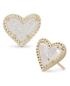 Kendra Scott Heart Earrings, Preppy Earrings, Iridescent Jewelry, Preppy Jewelry, Kendra Scott Necklace, Kendra Scott Earrings, Heart Stud Earrings, Gold Stud Earrings, Sweet Heart