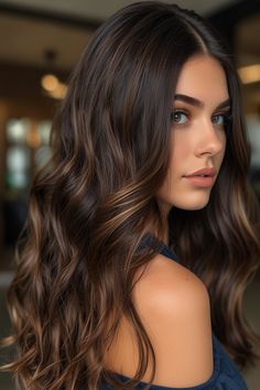 Hair Cut And Color Ideas For Brunettes, Almost Black Hair With Highlights, Brunette Hair Color Ideas For Summer Dark, Sun Kissed Brunette, Sunkissed Hair Brunette, Black Hair Balayage, Brown Hair Looks, Brown Hair Inspo