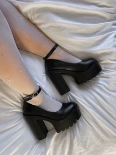 Aesthetic Shoes